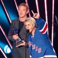 Diplo dan Justin Bieber di iHeartRadio Music Awards 2016