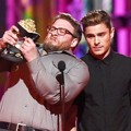 Seth Rogen dan Zac Efron di MTV Movie Awards 2016