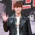 Gong Myung 5urprise Hadir di Jumpa Pers Drama 'Entertainer'