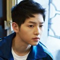 Song Joong Ki Tampan Kenakan Kemeja Biru