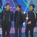 CJR Raih Penghargaan Boy/Girlband Paling Ngetop 2016