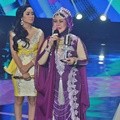 Elvy Sukaesih Raih Penghargaan Lifetime Achivement 2016