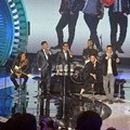 Ungu dan Rossa Kolaborasi di SCTV Music Awards 2016