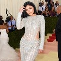 Kylie Jenner Hadiri Met Gala 2016 Pertamanya