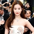 Liu Yifei di Opening Cannes Film Festival 2016