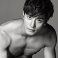 Sung Hoon di Majalah Sure Edisi Januari 2016