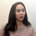 Aura Kasih di Kampanye 'Stop Violence with Art'