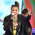 Penampilan Agnes Monica di Indonesia Kids' Choice Awards 2016