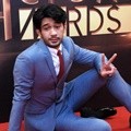 Reza Rahadian di Indonesia Movie Actors Awards 2016