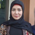 Bella Shofie Saat Ditemui di Pengadilan Agama Jakarta Selatan
