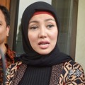 Bella Shofie Saat Ditemui di Pengadilan Agama Jakarta Selatan