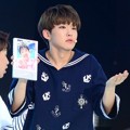 Hoshi Seventeen Tunjukan Foto Wonwoo yang Tidak Bisa Hadir