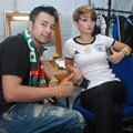 Raffi Ahmad dan Zaskia di Belakang Panggung Konser Opening EURO 2016