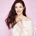 Sulli di Majalah Elle Edisi Maret 2016