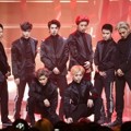 EXO Saat Tampil di Acara 'M! Countdown'