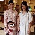 Dian Sastro Bersama Suami dan Anak Pertamanya