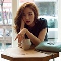 Park Min Young di Majalah The Singles Edisi April 2016
