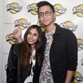 Valerie Thomas dan Brandon Nicholas Salim Hadiri Grand Opening Chick 'n Roll