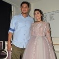 Puadin Redi dan Ryana Dea Fitting Baju Pengantin