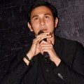 Vino Bastian di Jumpa Pers Film 'Chrisye'