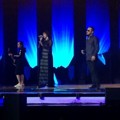 Duet Raisa dan Jamrud di AMI Awards 2016