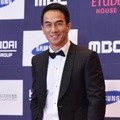Joe Taslim Hadiri APAN Star Awards 2016