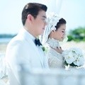 Asty Ananta dan Hendra Suyanto Menikah di Tepi Pantai