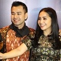 Raffi Ahmad Bawa Pulang Trofi Presenter Program Hiburan Terfavorit