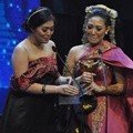 Gracia Indri dan Ayu Dewi Bacakan Nominasi Panasonic Gobel Awards 2016