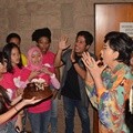 Titiek Puspa Dapat Kejutan Ulang Tahun
