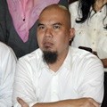 Ahmad Dhani Gelar Jumpa Pers di Kediamannya