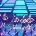 AOA Saat Tampil Nyanyikan Lagu 'Good Luck'