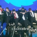 Seventeen Meriahkan Panggung Asia Artist Awards 2016 dengan Bawakan 2 Lagu 'Pretty U' dan 'Very Nice'