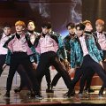 Seventeen Tampil Enerjik Bawakan Lagu Barunya yang Berjudul 'BOOM BOOM'
