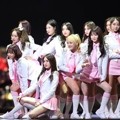 IOI Bawakan Lagu Legendaris 'Pick Me' di MAMA 2016
