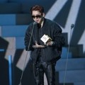Zico Block B Raih Piala Best Male Artist
