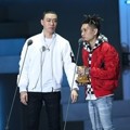 BewhY dan Cjamm Raih Piala Best Rap Performance