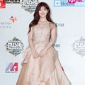 Kim Yoo Jung di Red Carpet MAMA 2016