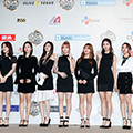 Twice di Red Carpet MAMA 2016