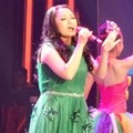 Demi 'Senandung Cinta' Siti Badriah Rela Ganti Baju di Panggung