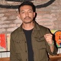 Rio Dewanto di Konferensi Pers Film 'Pasukan Garuda: I Leave My Heart in Lebanon'