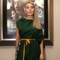 Hannah Al Rasyid di Gala Premier Film 'Bulan Terbelah di Langit Amerika 2'