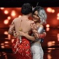 Dewi Persik Tak Canggung Peluk Julia Perez