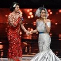 Dewi Persik dan Julia Perez Berbaikan di Panggung Anugerah Dangdut Indonesia 2016