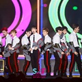 Seventeen Tampil di SBS Gayo Daejun 2016