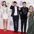 Park Na Rae cs Hadir Wakili Acara 'I Live Alone' di Red Carpet MBC Entertainment Awards 2016