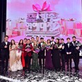 Para Pemenang MBC Entertainment Awards 2016 Berfoto Bersama Diakhir Acara