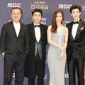 Pemeran Utama Drama 'W' Hadir di Red Carpet MBC Drama 2016