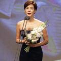 Kim Ji Ho Raih Piala Golden Acting Award for Serial Drama