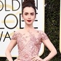 Lily Collins Bak Putri dalam Balutan Gaun Zuhair Murad